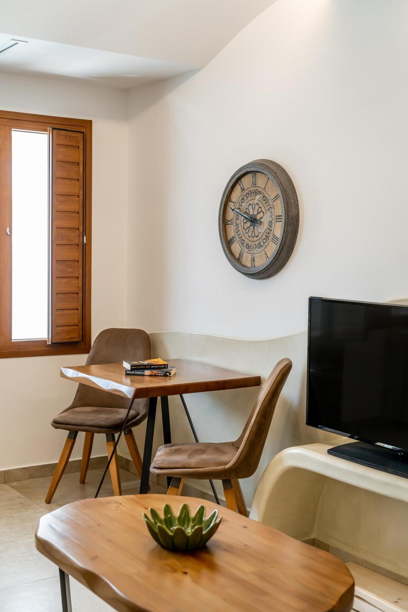 Marvarit Suites Meszariá Szoba fotó